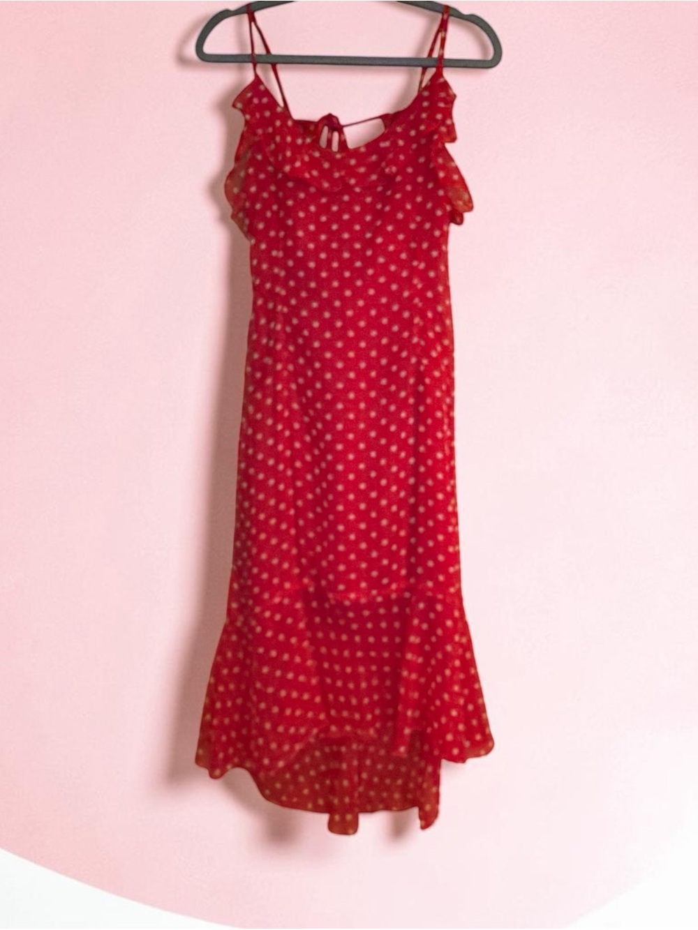 Flirty Red Polka Dot Midi Slip Dress with Ruffle Hem 🔴⚪️